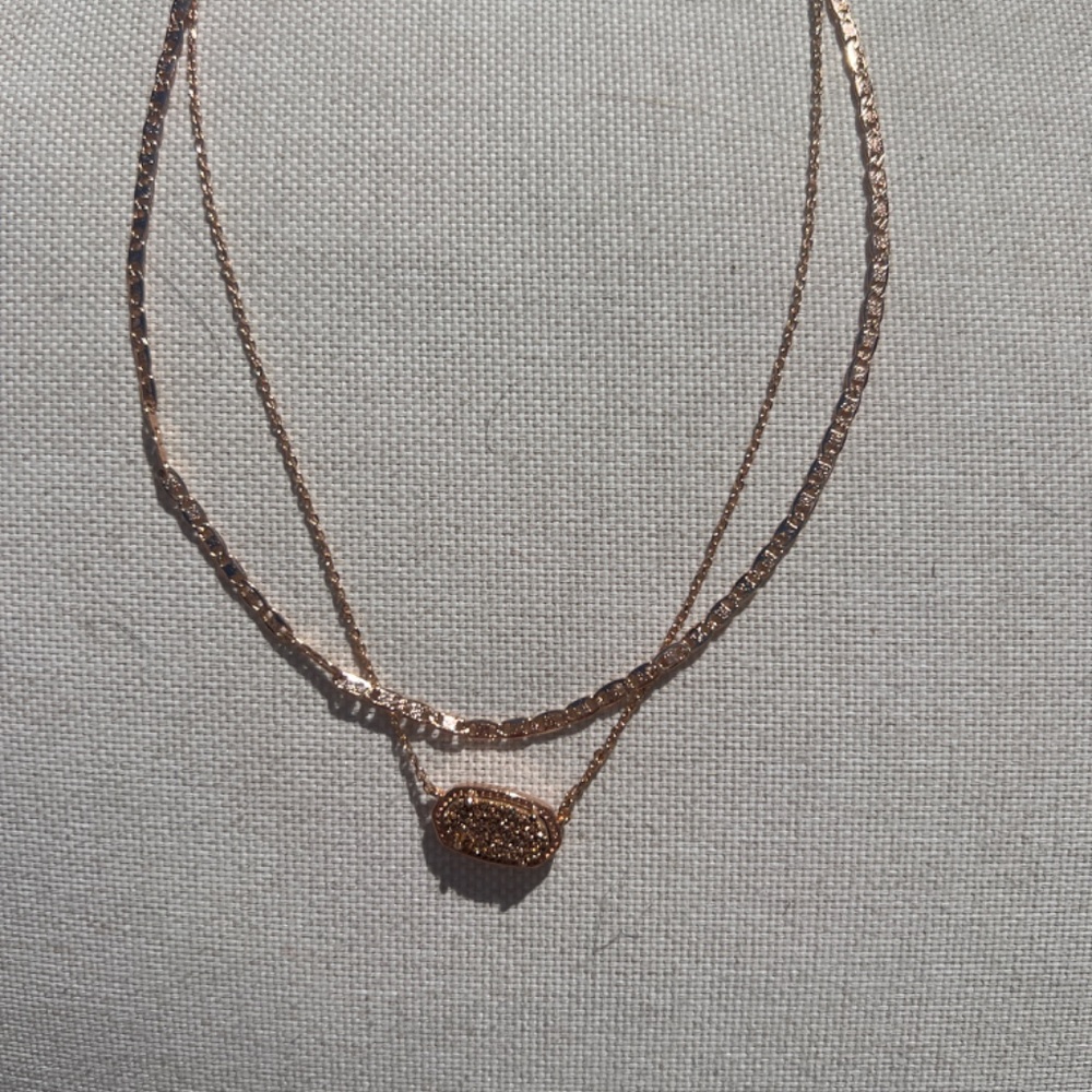 Kendra Scott Necklace - Picture 3 of 4